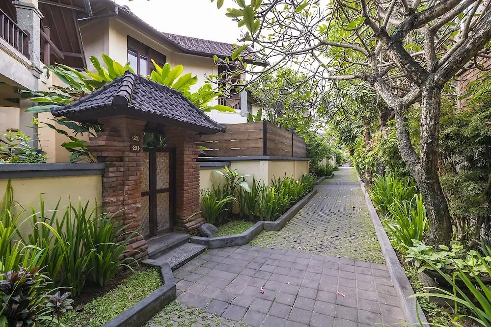 Bali Ayu Hotel & Villas Кута