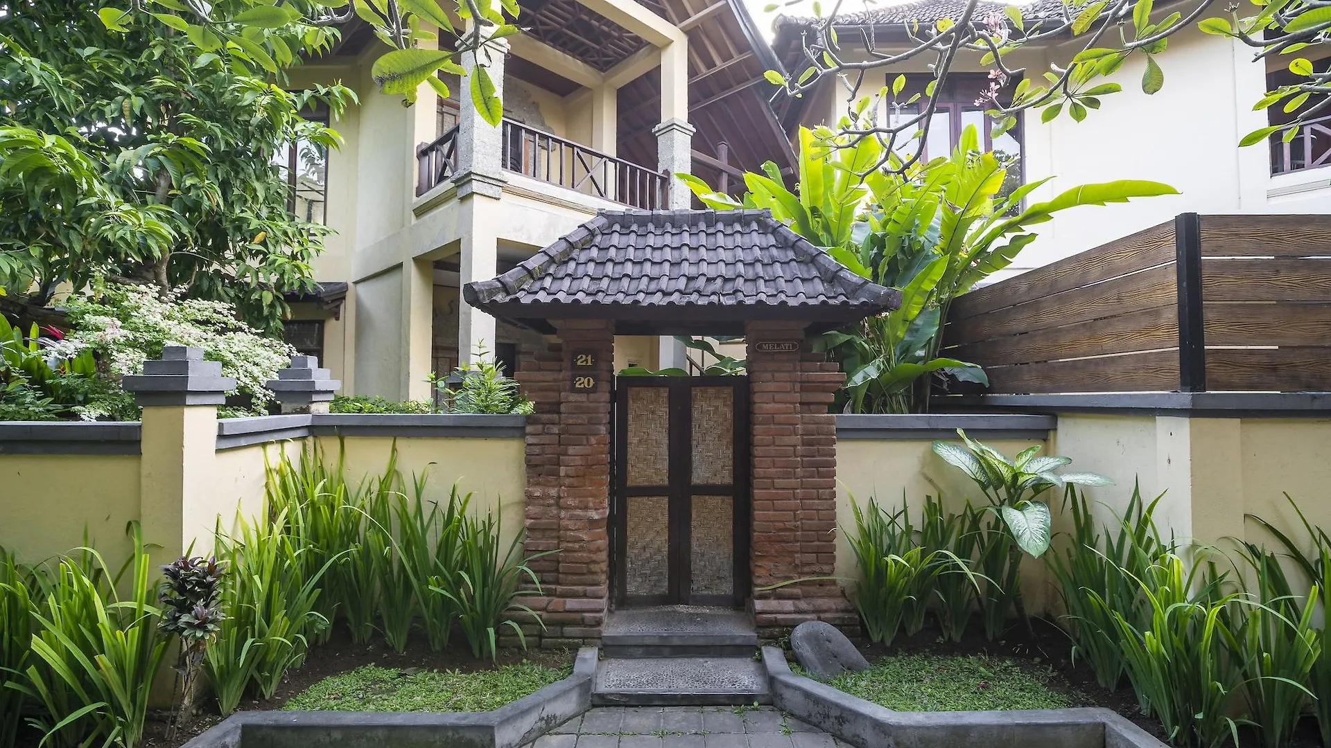 Bali Ayu Hotel & Villas Kuta